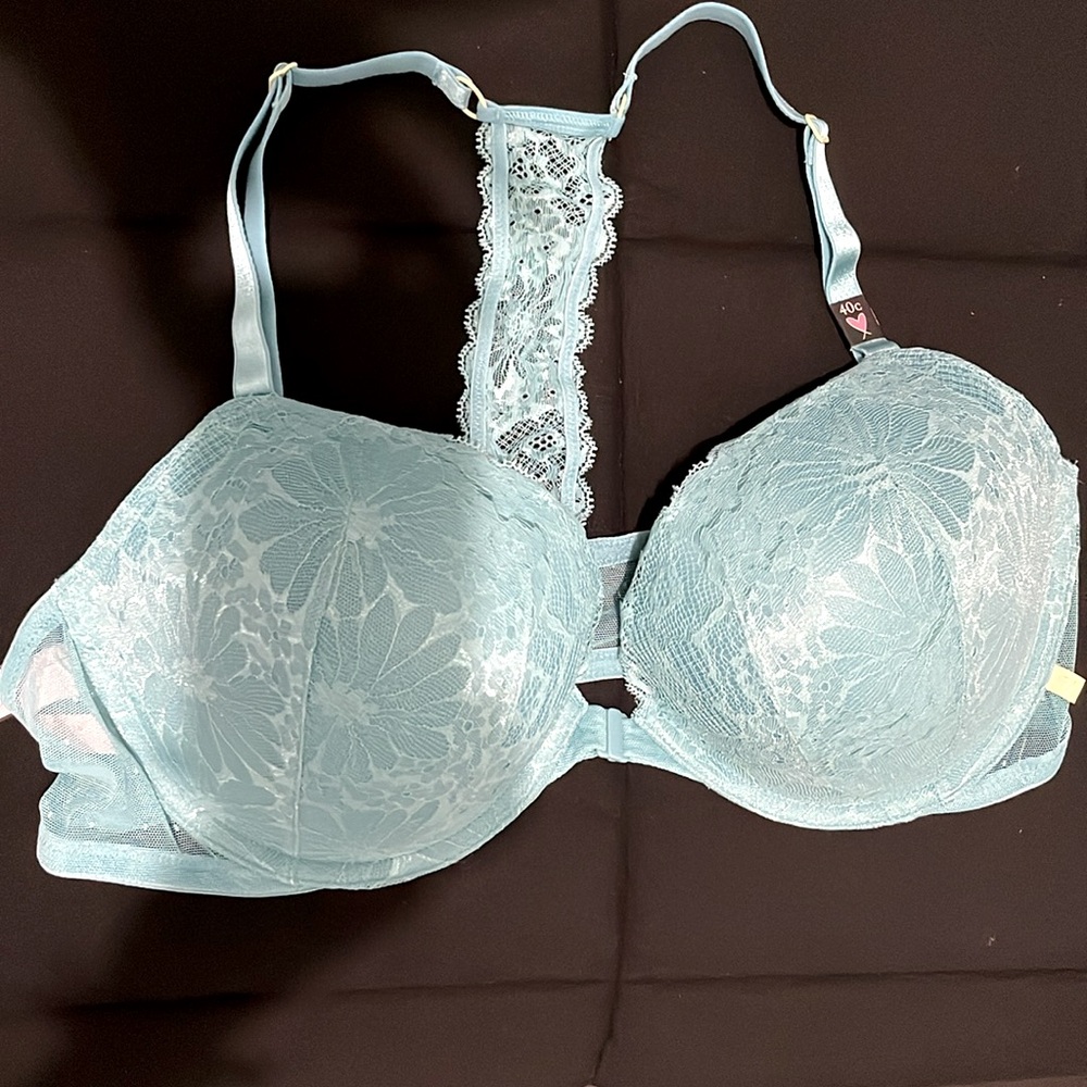 VICTORIAS SECRET BRA - PUSH UP FRONT-CLOSE